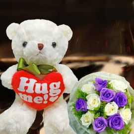 20cm Bear With 6 Purple & 6 White Roses Hand Bouquet Delivery